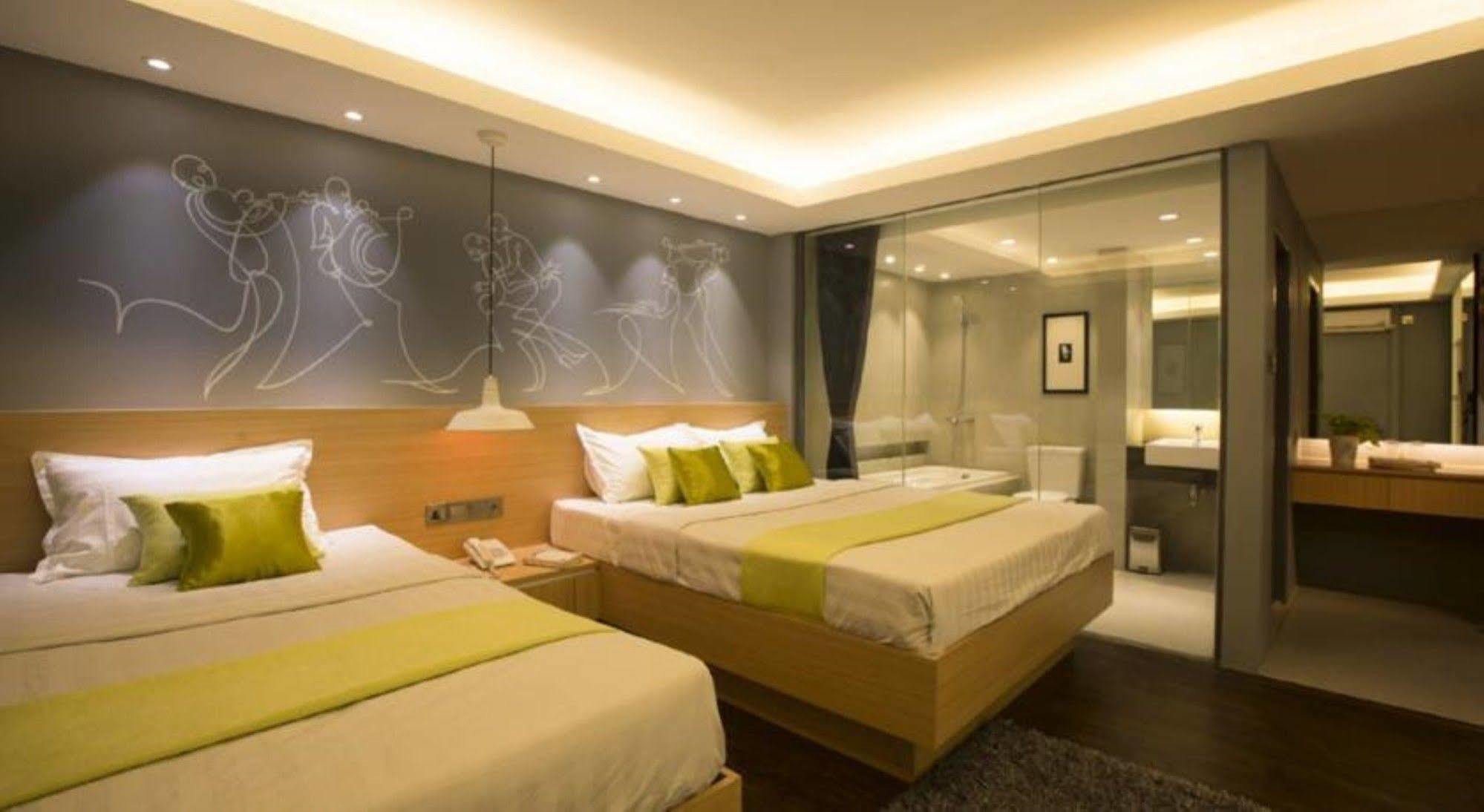 Shwe Pyi San Yar Hotel Yangon Exterior photo