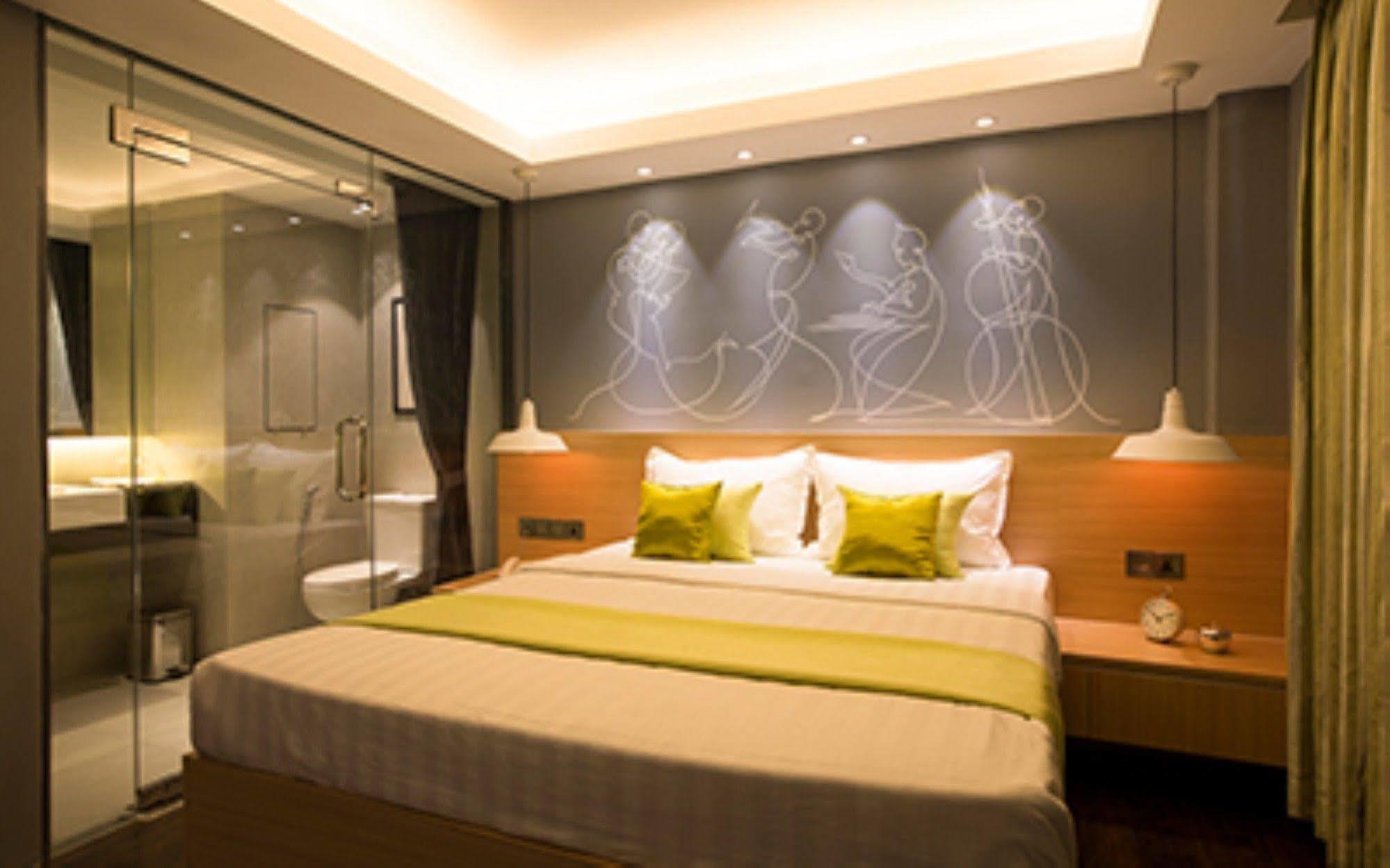 Shwe Pyi San Yar Hotel Yangon Exterior photo